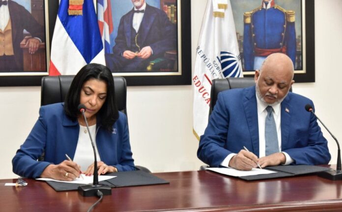 MINERD y el Patronato Nacional de Ciegos firman convenio