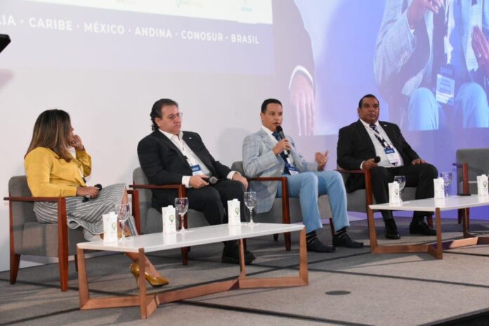 Gobierno apuesta al desarrollo en base a energía renovable