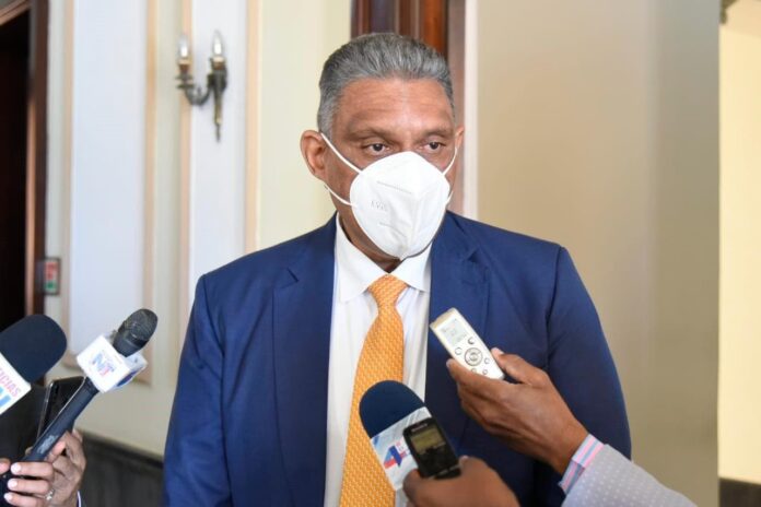 Interior y Policía niega objetara marcha en la Plaza de la Bandera