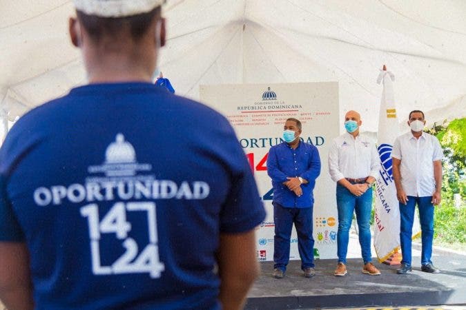 Programa busca garantizar empleos para jovenes de la zona Sur