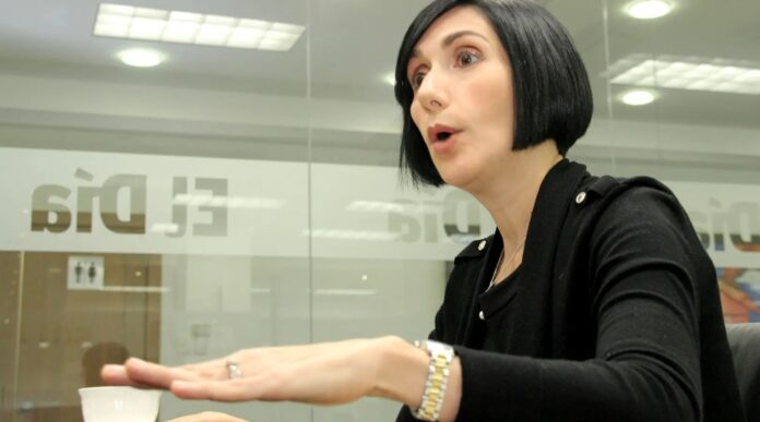 Raquel Arbaje: «Sí, hay tapones, delincuencia, apagones y falta agua»