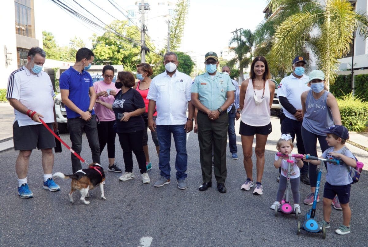 Realizan recorrido por avenidas peatonalizadas en el Distrito Nacional