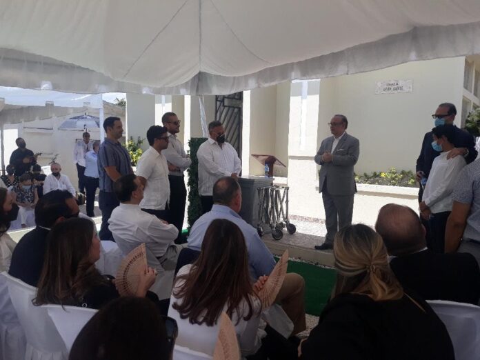 Sepultan restos de doña Altagracia Batlle de Antún