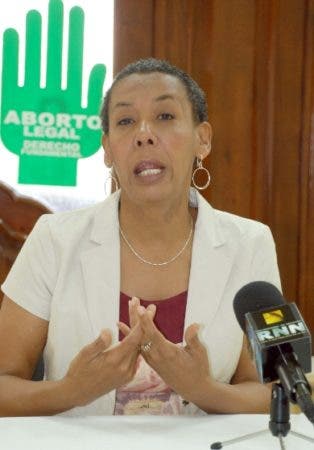 1633328302 443 Obispo Castro felicita penalizacion aborto Sergia lo critica
