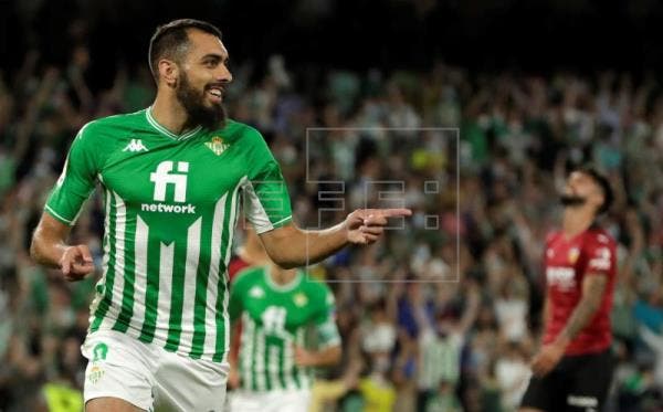 1635372408 559 El Betis se gusta ante un Valencia que agudiza su