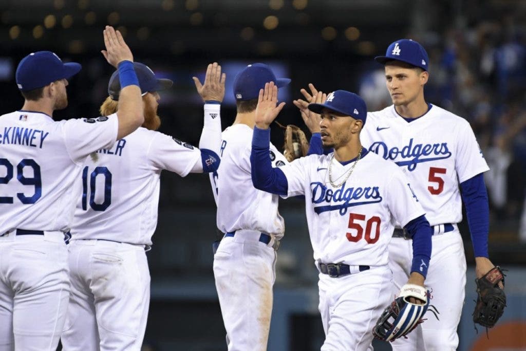 Abajo 2 0 Dodgers tiene a Bravos donde los quieren En