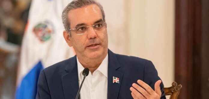 Abinader: «Tenemos años de descuido y falta de atención a la Policía»