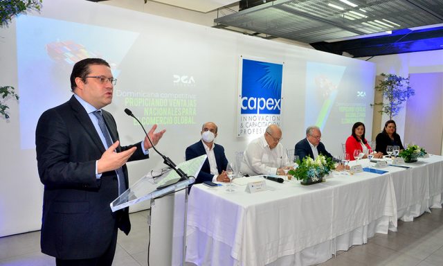 Aduanas evalua gracia navidena sea de US3 mil