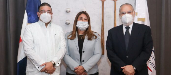 Camacho y Ceara  Hatton analizan ONG de deportes