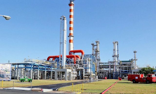 El alza del petroleo amenaza con revision anticipada de PGE
