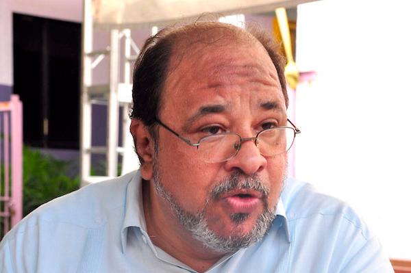 Héctor Olivo renuncia a secretaría de comunicaciones del PLD Héctor Olivo renuncia a secretaría de comunicaciones del PLD