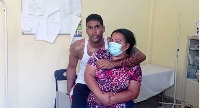 Interno secuestra una doctora en Dajabón y pide la prensa Interno secuestra una doctora en Dajabón y pide la prensa