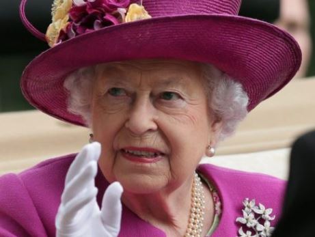 Isabel II cancela viaje a Irlanda del Norte y descansará por consejo médico Isabel II cancela viaje a Irlanda del Norte y descansara