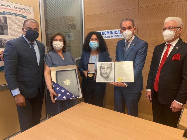 MESCYT desarrollara programas de becas e intercambios para apoyar comunidad