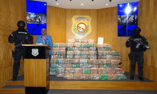 Ocupan 978 paquetes con sustancias ilegales