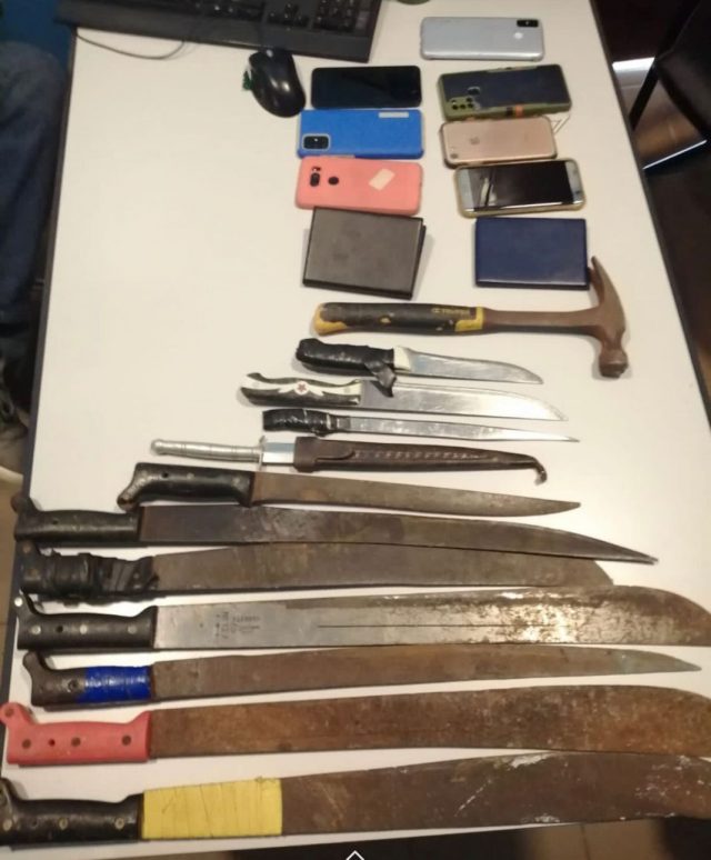 Ocupan armas y drogas durante allanamientos en Bávaro y Verón Ocupan armas y drogas durante allanamientos en Bávaro y Verón