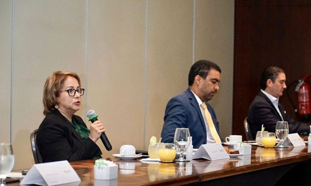 Presenta propuesta de cambios en pensiones