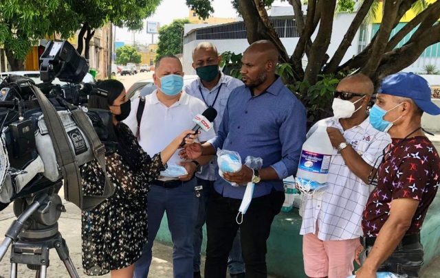 Reporteros Graficos llaman a ciudadanos a cumplir deber vacunarse