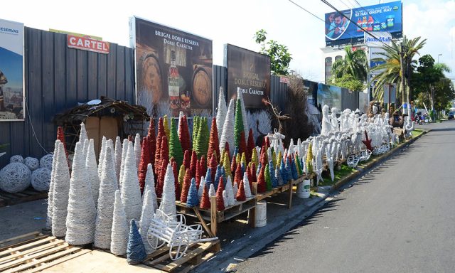 Retornan los charamicos en la Churchill sello de la Navidad