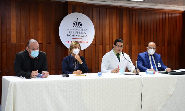 Salud dice que el pais se acerca a otro rebrote