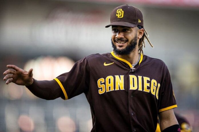 Tatis es el quinto que vuela el Dodger Stadium