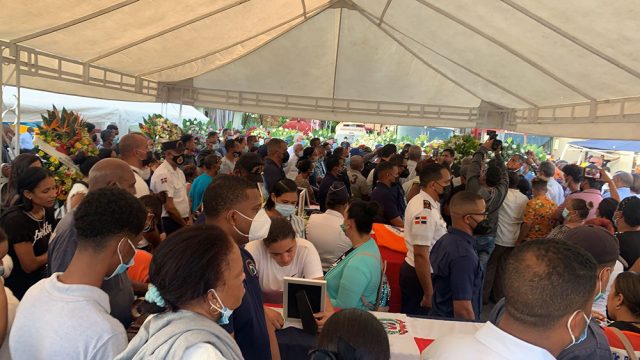 Tras muerte de tres bomberos reclaman regular negocios