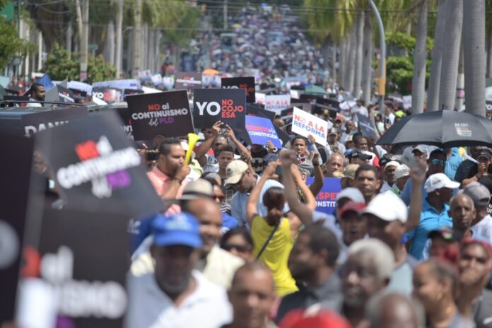 marcha-grupo-abinader-foto-fracesco_11912755_20190712110517