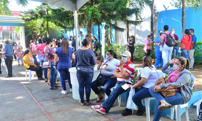 Pese a tediosa fila, favorecen cobro por cheque Avatar