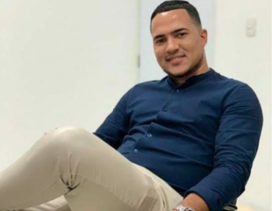 Hombre se quita la vida en interior de un banco El Caribe