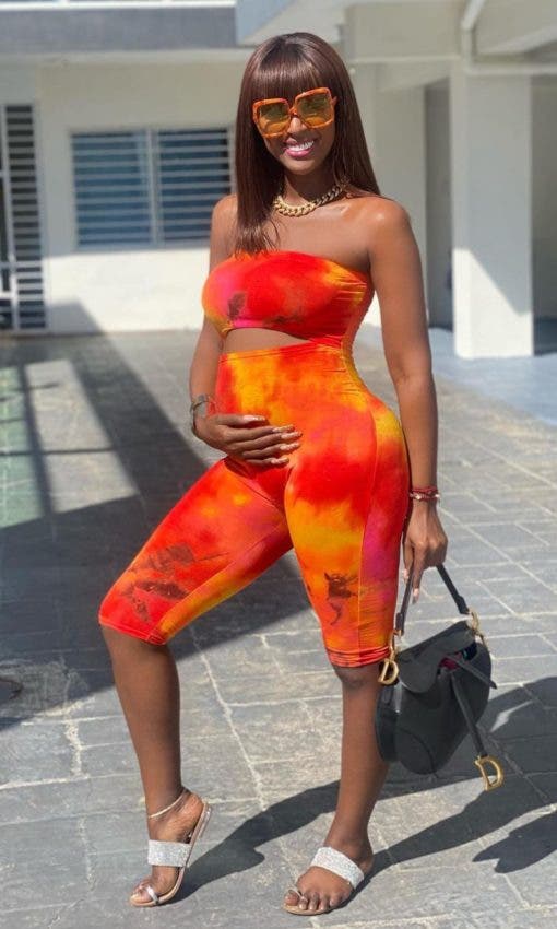 1637107394 319 Amara La Negra revela sexo de sus bebes