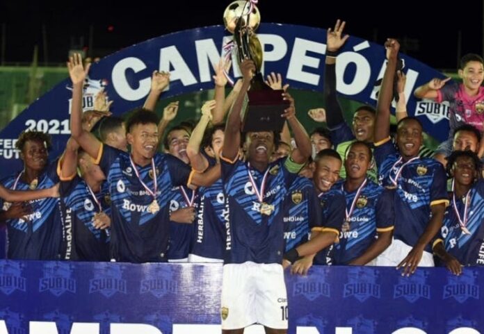 Atlético Pantoja campeón U-18 Atlético Pantoja campeón U-18