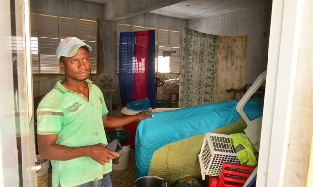 Buscan sacar haitianos de barrio y de escuela