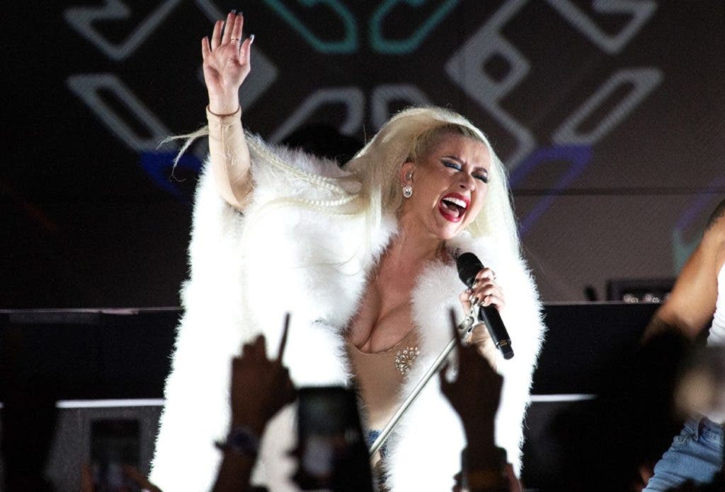 Christina Aguilera actuara en los Latin Grammy