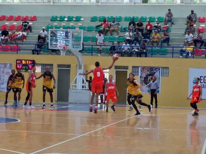 Gregorio Luperón, Juan Pablo Duarte y Los Cachorros triunfan en TBS