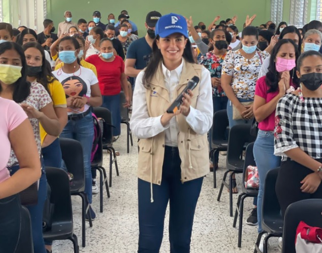 Judith Cury afirma educación de mujeres y niñas puede contribuir al 50% del crecimiento económico de los países Judith Cury afirma educación de mujeres y niñas puede contribuir al 50% del crecimiento económico de los países