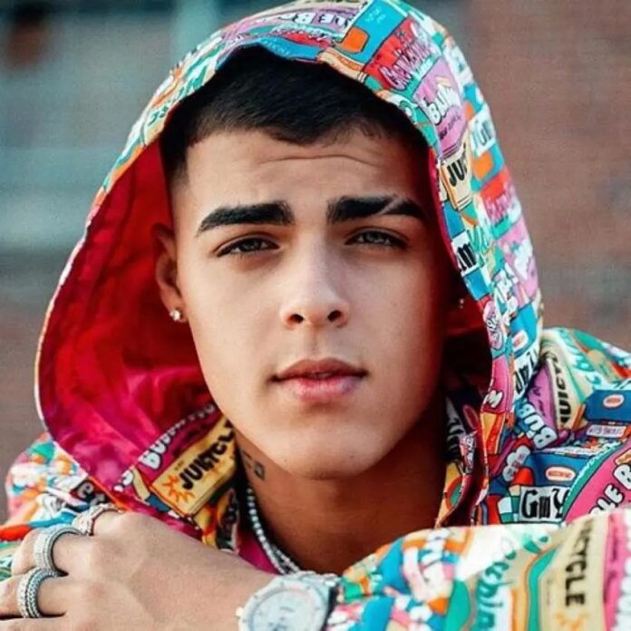 Lunay comparte su travesía musical en documental