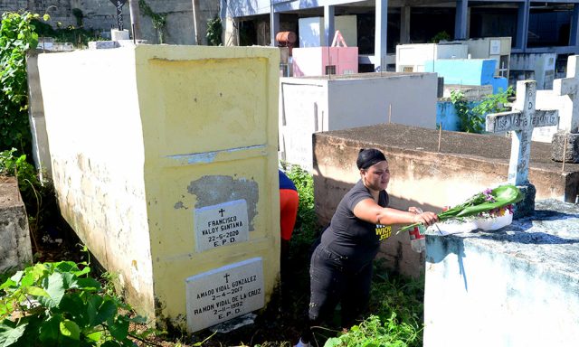 Preparan cementerios por Dia de los Difuntos