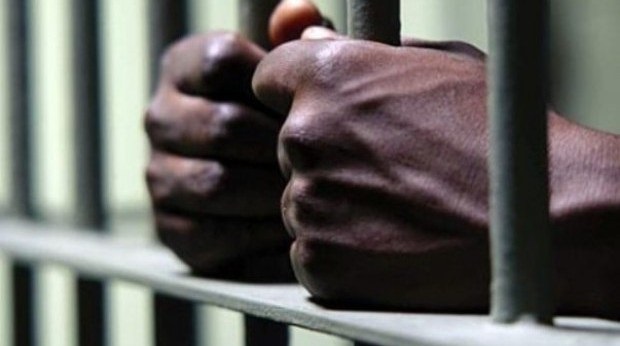Prisión preventiva para hombre acusado de robar y violar a una mujer Prisión preventiva para hombre acusado de robar y violar a una mujer