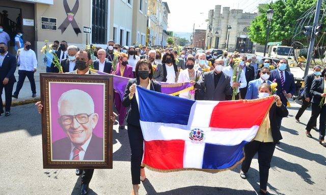 Recuerdan 20 aniversario de Juan Bosch fundador del PLD