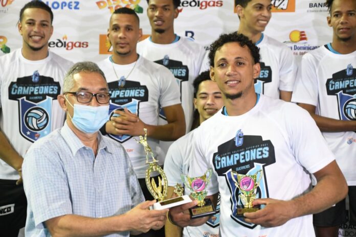 Héctor Alexis se decantó por un título inédito