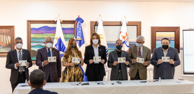 Emite sello postal en honor al Bicentenario de la Independencia Efímera Emite sello postal en honor al Bicentenario de la Independencia Efímera