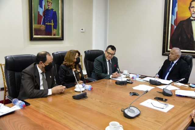 JCE y UASD piden aumento de sus asignaciones en el Presupuesto 2022 JCE y UASD piden aumento de sus asignaciones en el Presupuesto 2022