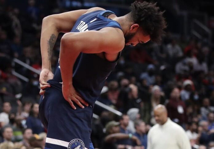 Karl Towns sufre una brutal caída tras volcada