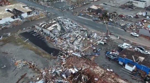 El secretario de Protección Civil de Chiapas, Luis Manuel García, señaló a Efe que continúan brindado atención a los accidentados, El secretario de Protección Civil de Chiapas, Luis Manuel García, señaló a Efe que continúan brindado atención a los accidentados,