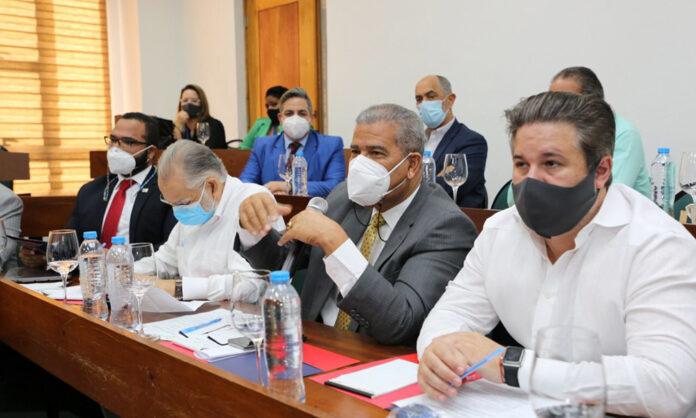 Instalan mesa de la administración pública en CES