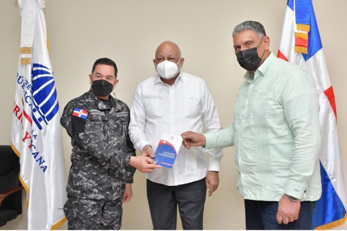 Buscan mejorar la seguridad en los entornos de los centros El Caribe