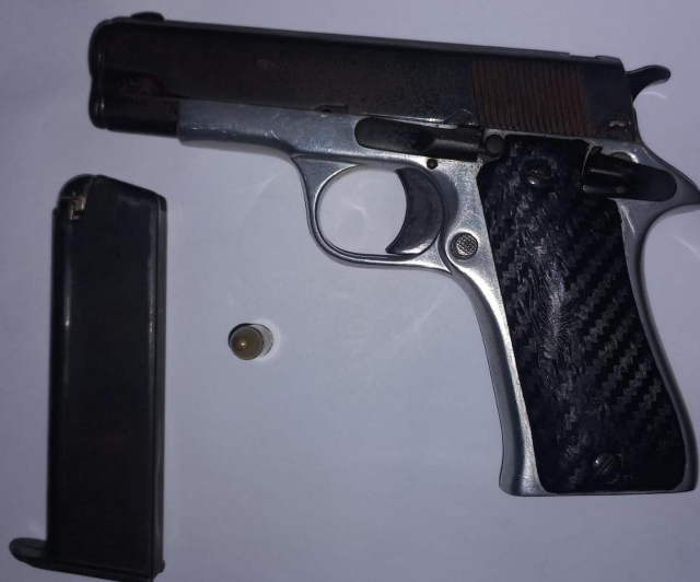 Apresan en Barahona hombre con una pistola ilegal