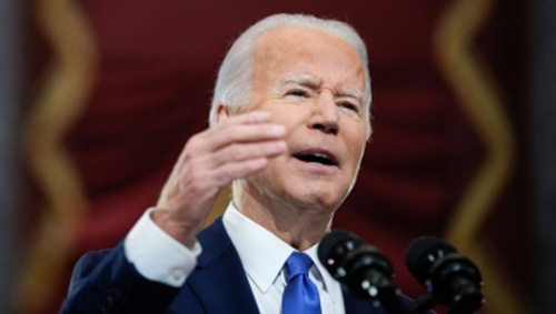 Biden culpa del asalto al Capitolio a Trump y a
