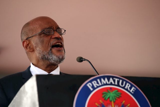 Decenas de haitianos exigen en las calles la renuncia de Ariel Henry Decenas de haitianos exigen en las calles la renuncia de Ariel Henry