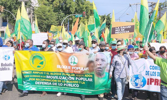 Marchan para que se recupere lo robado